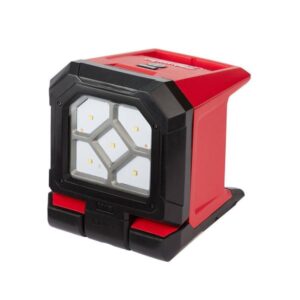 1002772270 M18 18-Volt 1500 Lumens Lithium-Ion Cordless Rover LED Mounting Flood Light (Tool-Only)