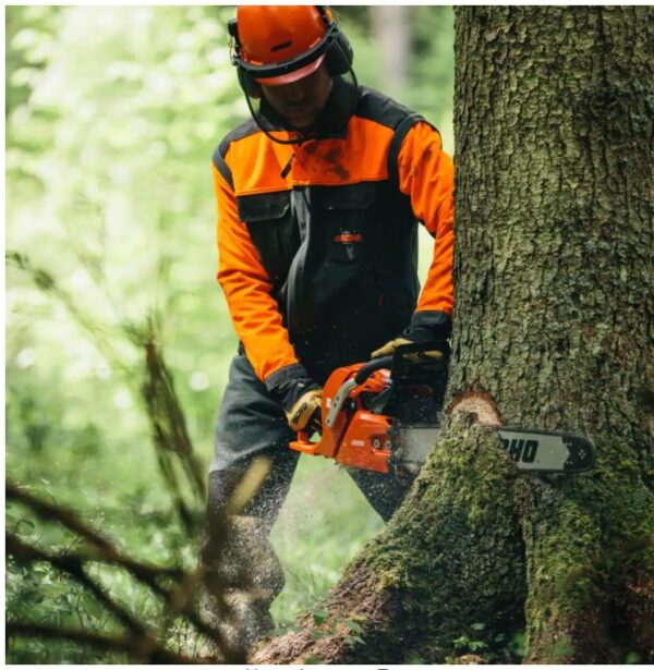 CS-310 14 in. 30.5 cc Gas 2-Stroke Cycle Chainsaw - Image 11